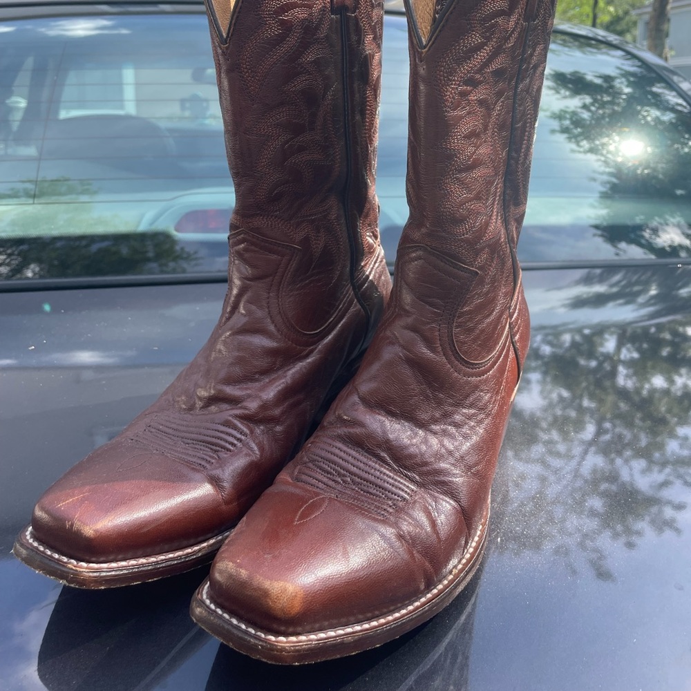 Moonshine 9.5D brown boots